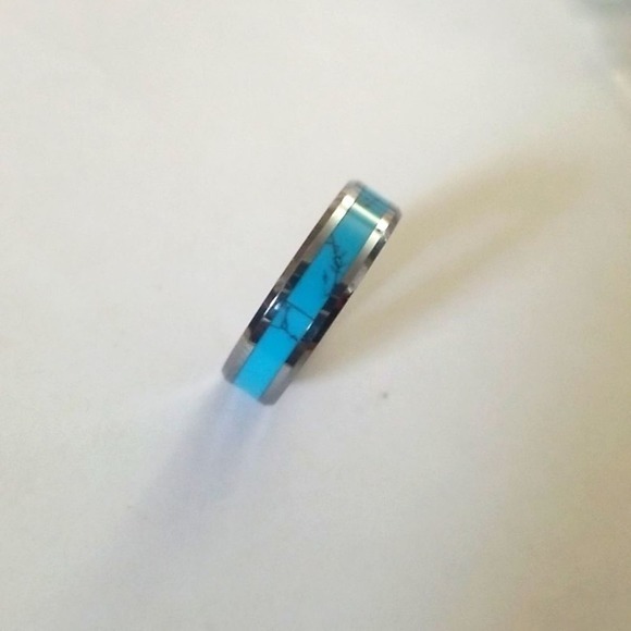 New Turquoise Inlay Center Beveled Edges Tungsten Carbide Ring. 6mm width size 8 - Picture 5 of 5